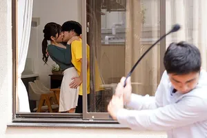 Tội nghiệp em gái loz múp bị hai anh đồng nghiệp hấp diêm